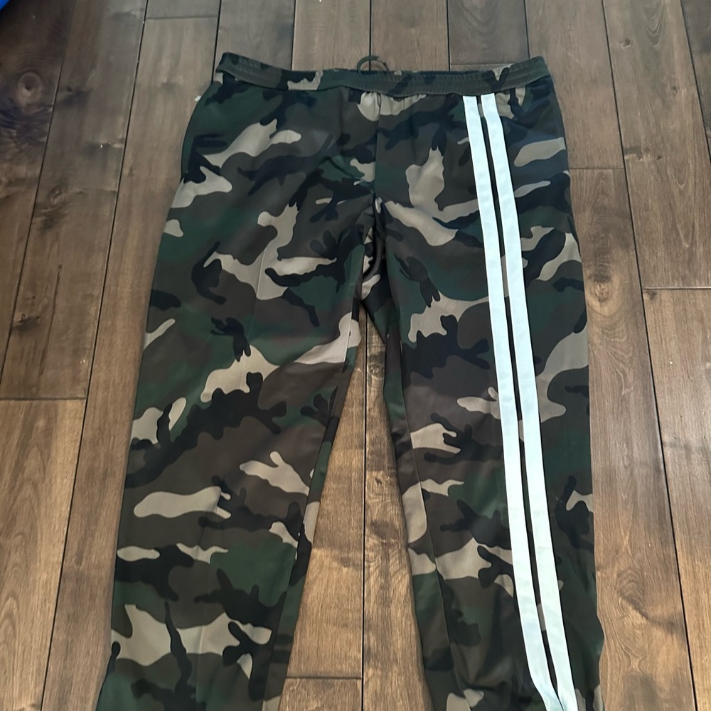 Valentino jogger men